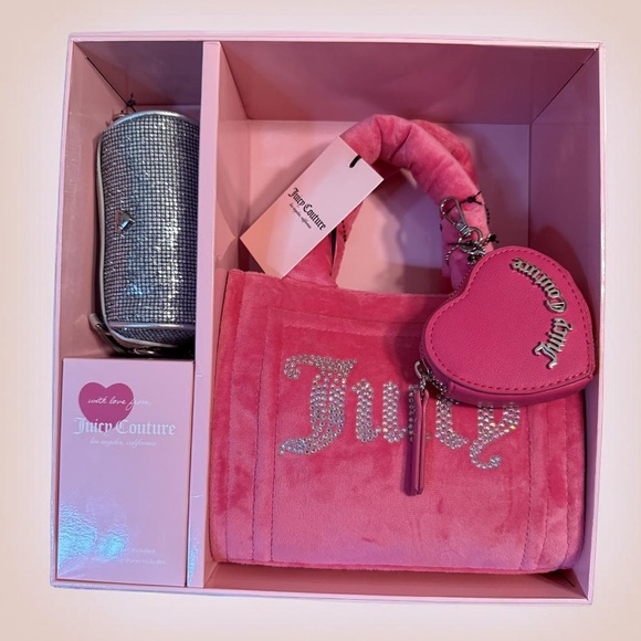 Juicy Couture Handbags - Juicy Couture NWT Pink Plush Mini Bag Heart Charm & Silver Coin Purse (P0184)